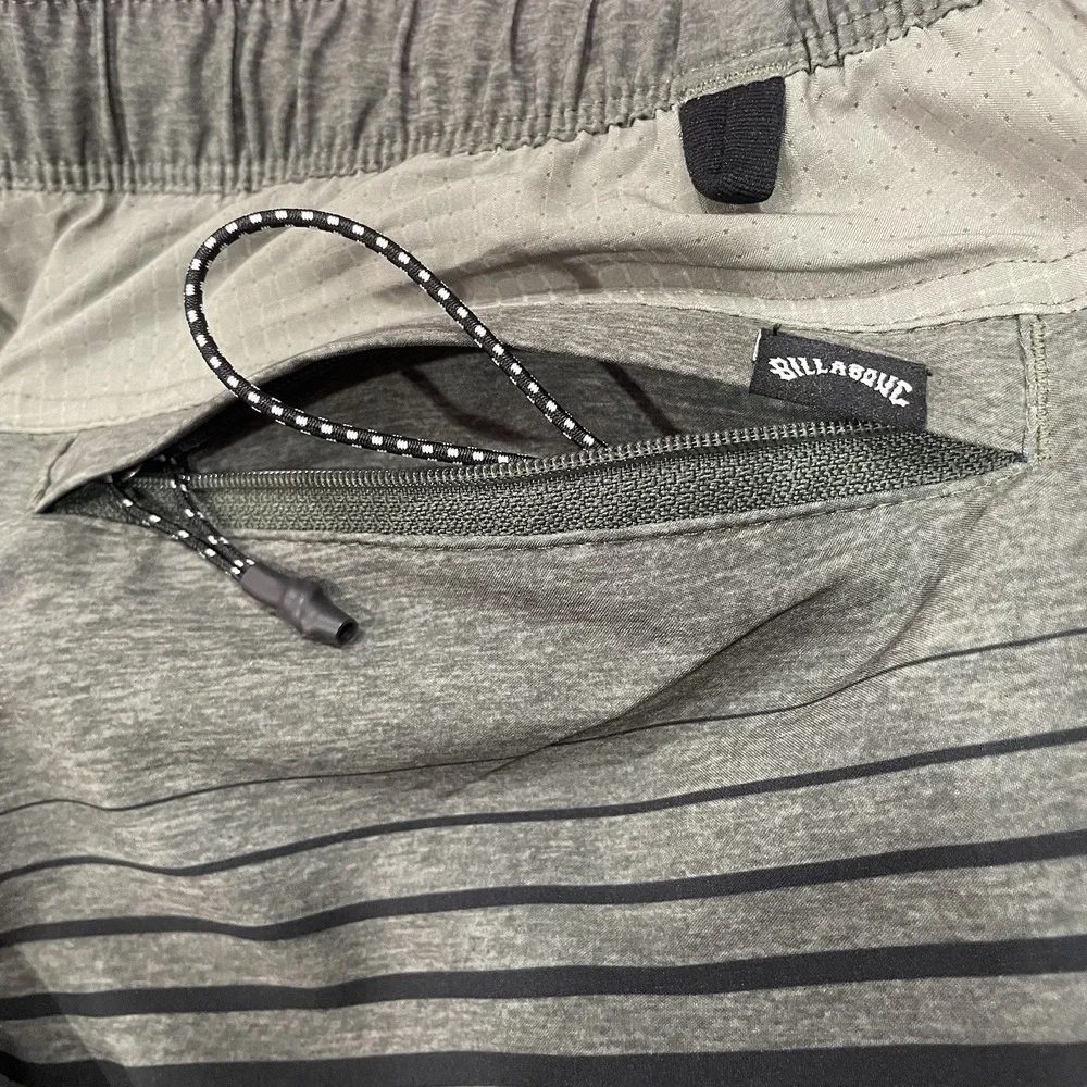 Billabong olive green